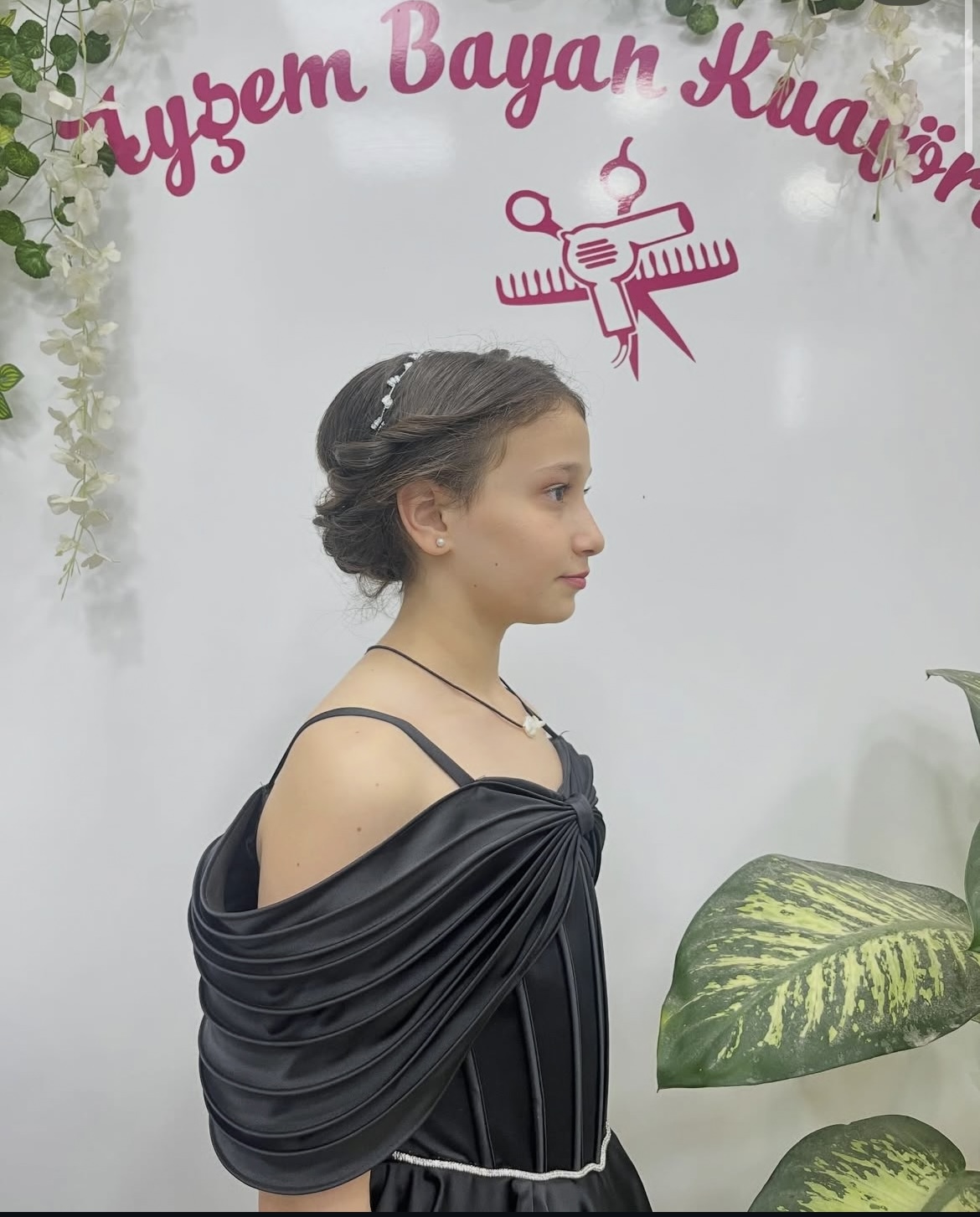 AYŞEM BAYAN KUAFÖRÜ