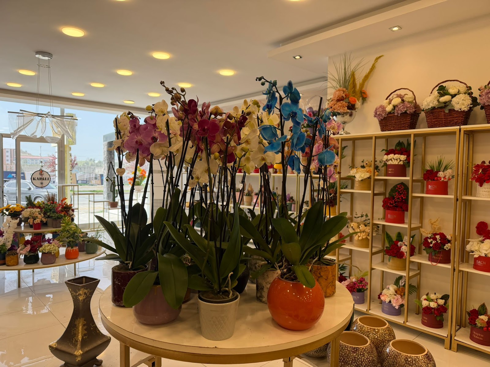Despina Flowers & Çiçek & Çikolata & Organizasyon