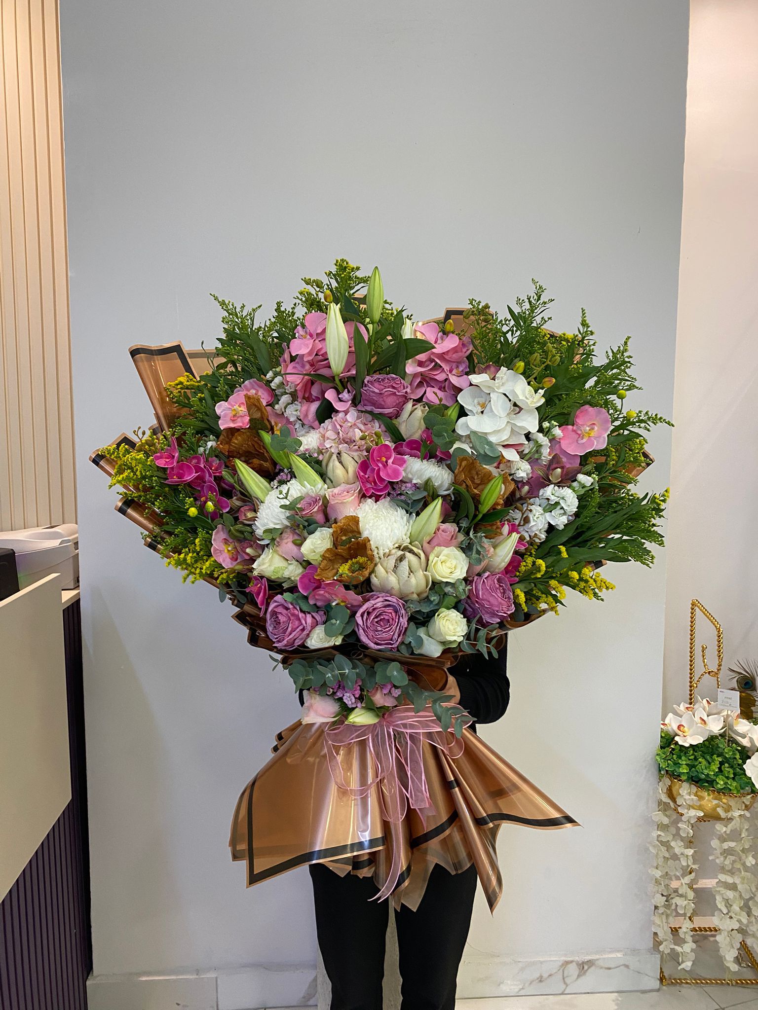 Despina Flowers & Çiçek & Çikolata & Organizasyon