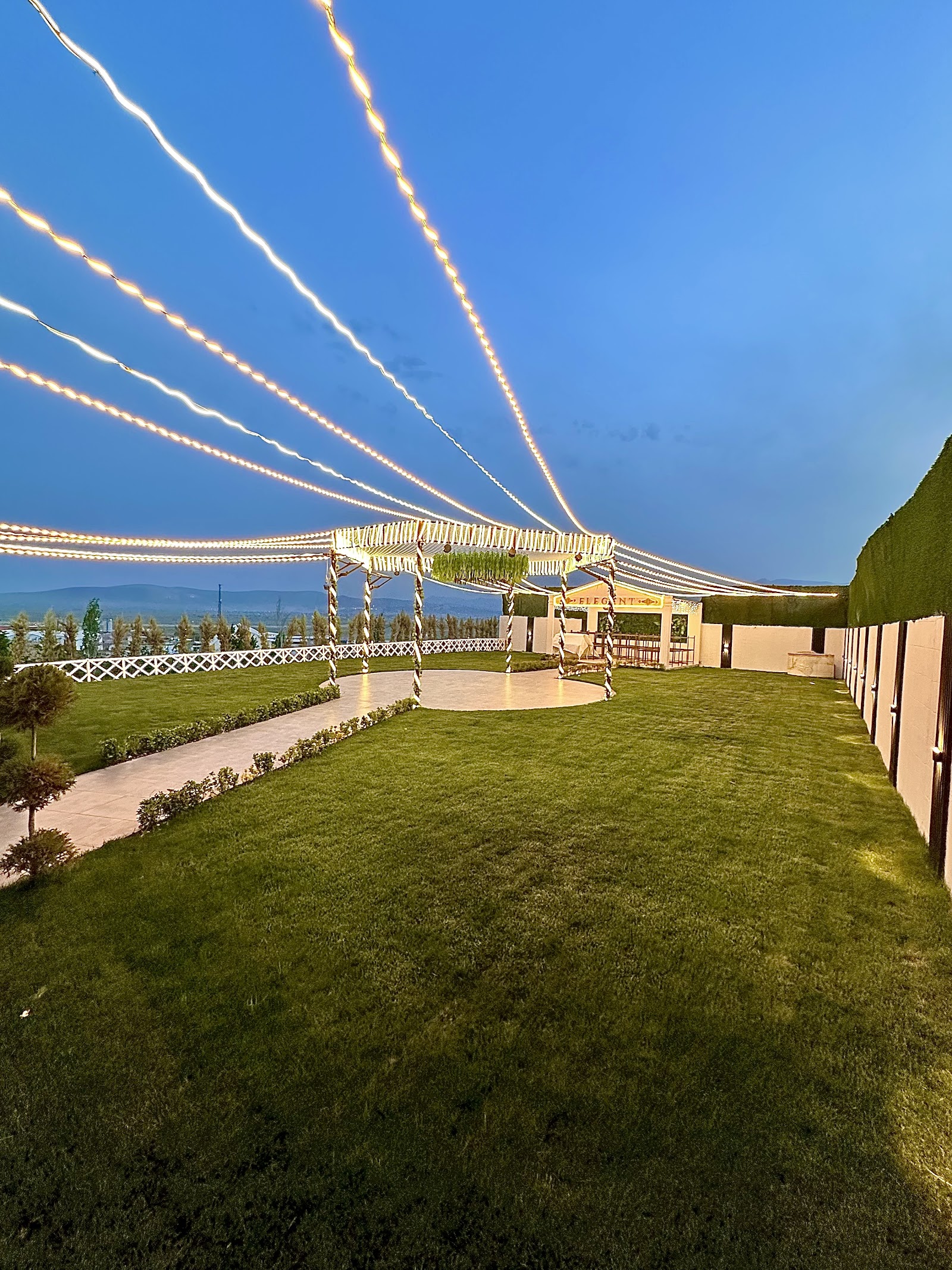 Elegant Kır Bahçesi — Onikişubat, Kahramanmaraş kır düğünü mekanı görsel 1