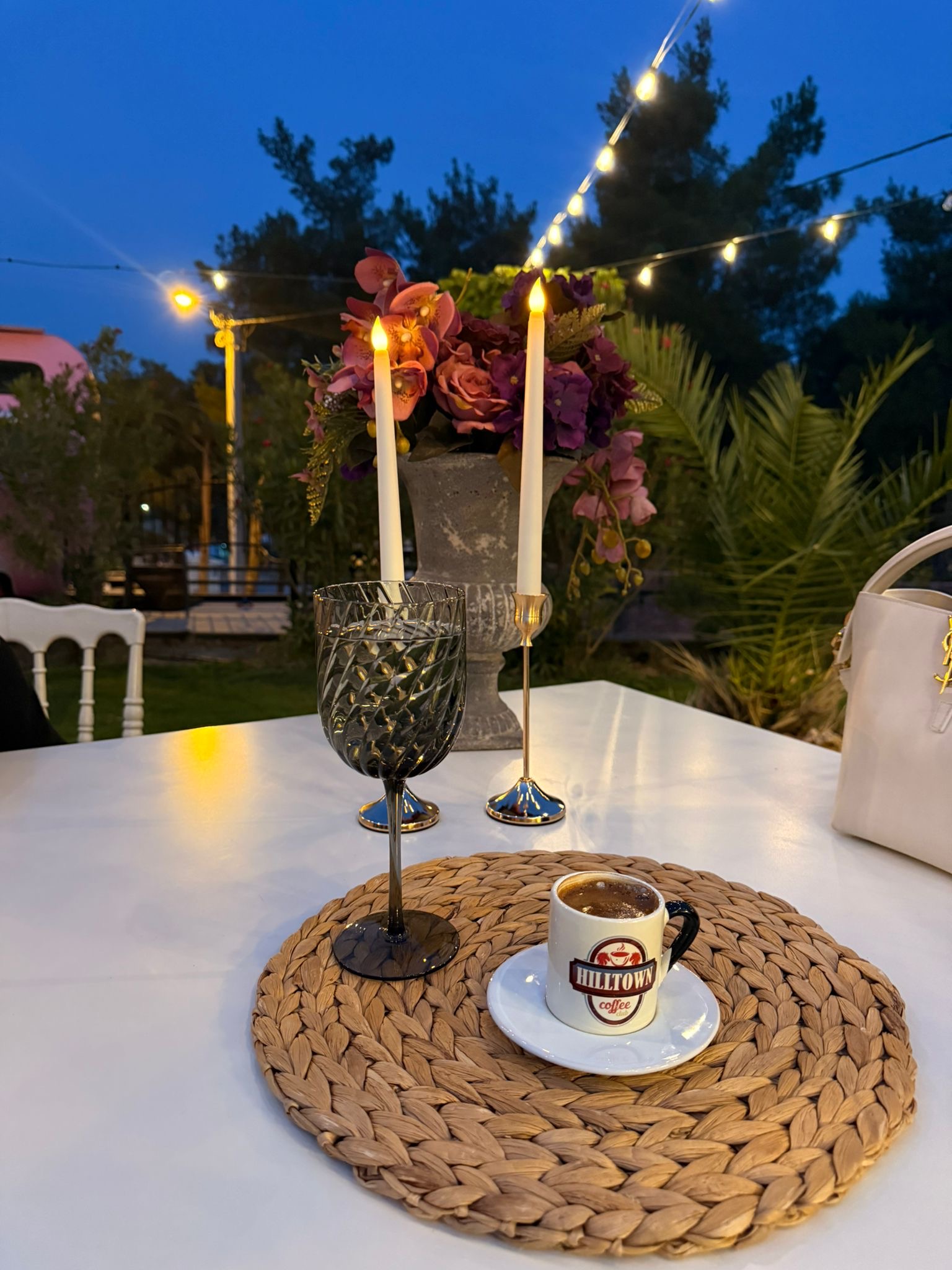 Hilltown Davet Evi
