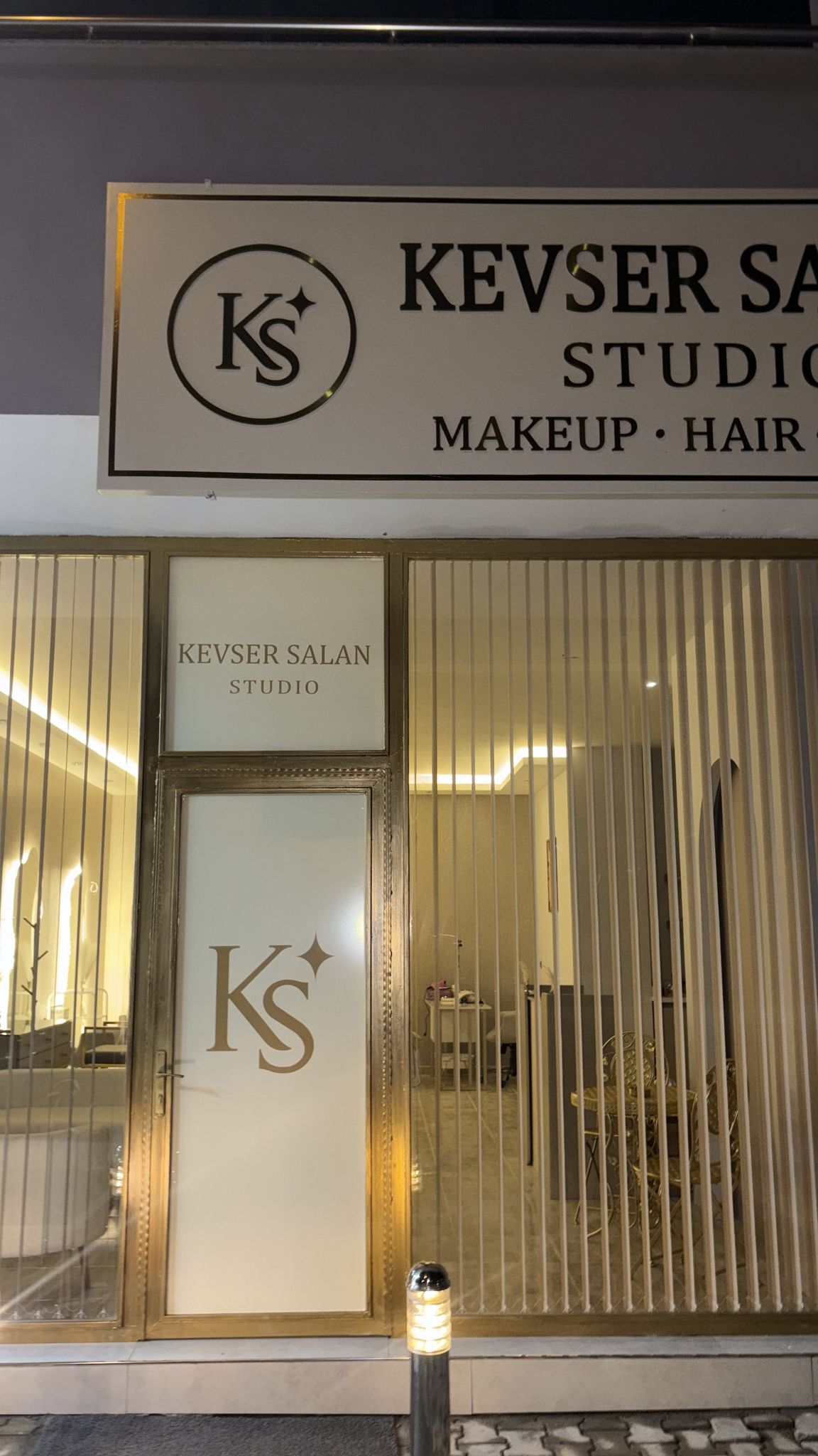 KEVSER SALAN STUDIO MAKEUP HAIR NAILS