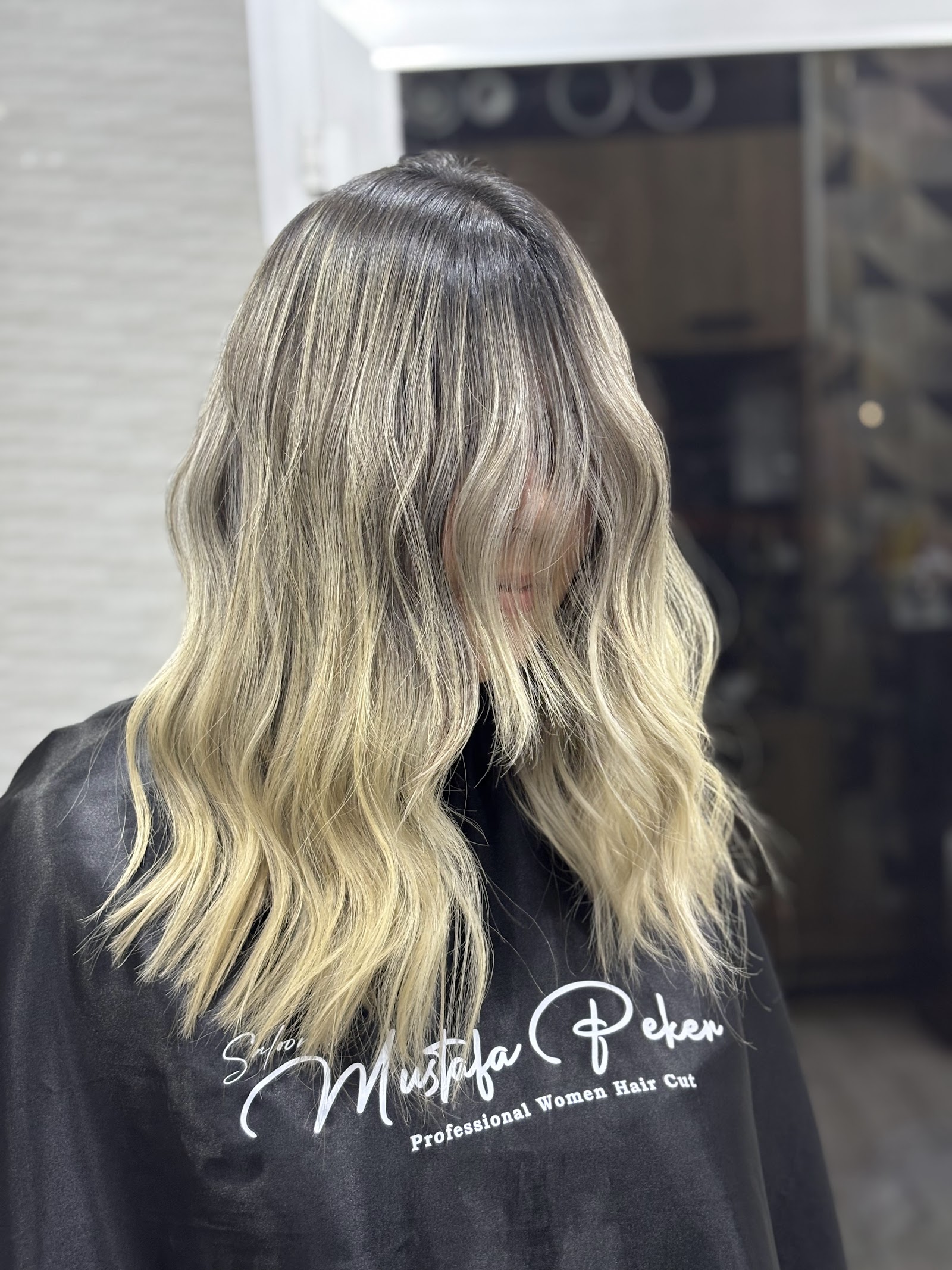 Salon Mustafa Peker