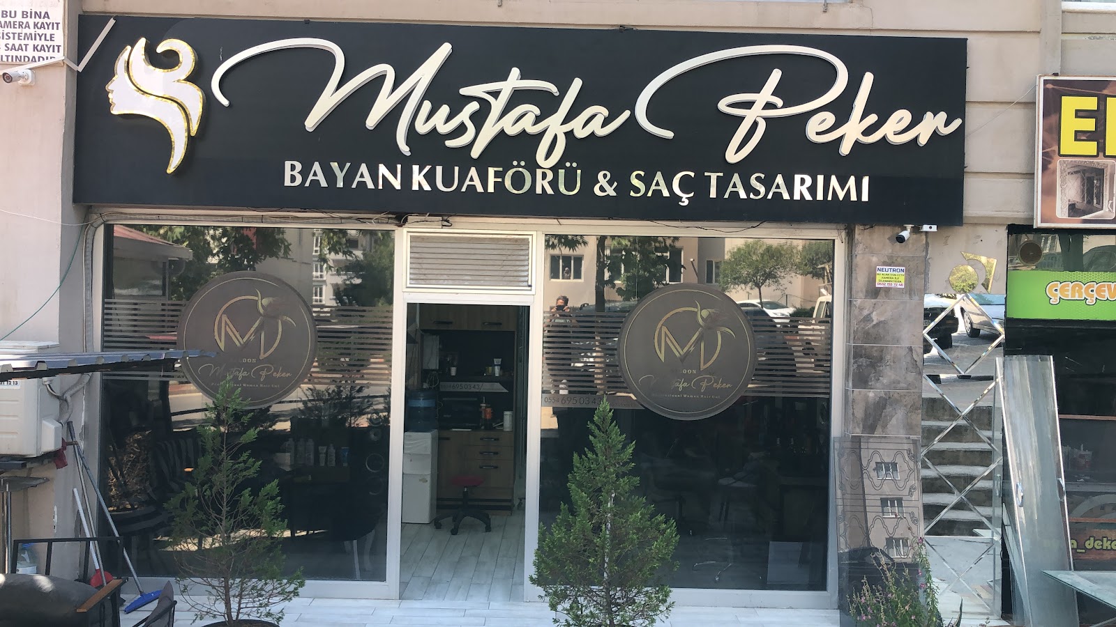 Salon Mustafa Peker