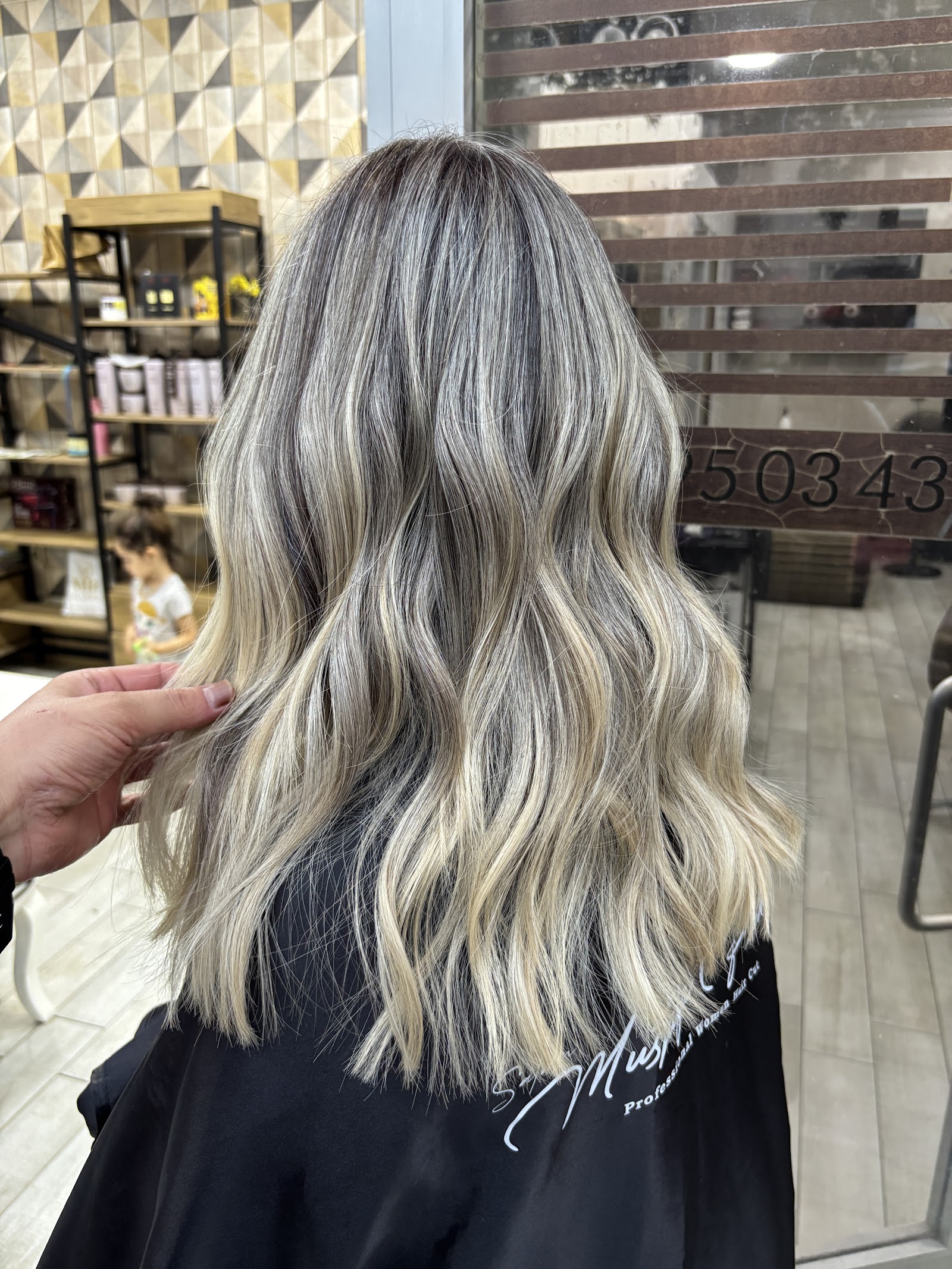 Salon Mustafa Peker