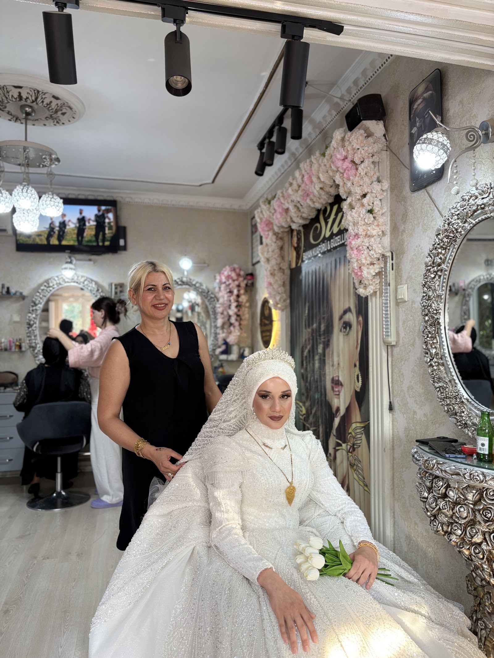 Stil Bayan Kuaförü Güzellik Salonu kır düğünü mekanı — Dulkadiroğlu